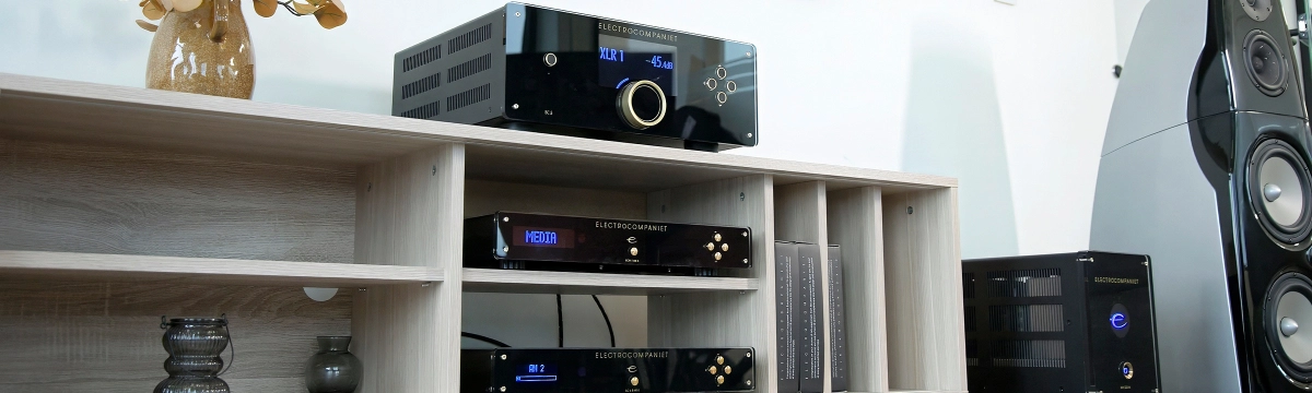 Referenční předzesilovač Electrocompaniet EC 5